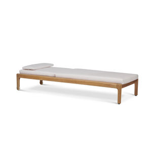 Chaise longue moderne en teck avec dossier inclinable multi-positions et coussin extérieur pleine longueur - Product Image 4