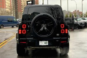 ค่อนข้างใช้2023 Land Rover Defender 110 X-Dynamic SE AWD - Product Image 6