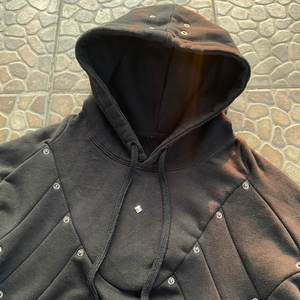 Sweat à capuche surdimensionné en coton épais 360 g/m² délavé à l'acide, brodé, effet vieilli, avec logo personnalisé et strass, style veste déchirée - Product Image 4