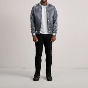 Chaqueta universitaria vintage ODM para hombre, ropa de invierno de tendencia con logotipo bordado personalizable y talla completa - Product Image 4