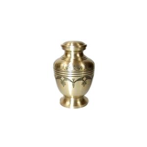 Urne souvenir en laiton faite à la main pour les cendres humaines avec finition décorative parfaite pour chérir et afficher les souvenirs - Product Image 4