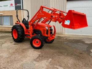 รถแทรกเตอร์ล้อสำหรับ Kubota M8-201-KVT รถแทรคเตอร์4WD สภาพใหม่พร้อมส่วนประกอบหลักของปั๊มแมสซีย์และกระปุกเกียร์ - Product Image 4