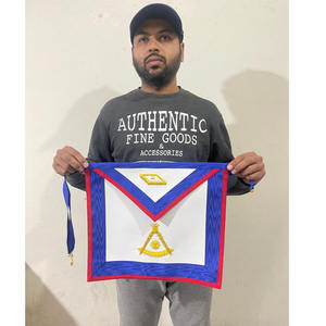 ผ้ากันเปื้อนเมสันแบบผู้เชี่ยวชาญด้านศิลปะ (Past Master) สีน้ำเงิน ปักด้วยด้ายทองคำ พร้อมถุงมือ คุณภาพดีเยี่ยม ผ้ากันเปื้อนเมสันรอยัลอาร์ช แกรนด์ ปี 2026 - Product Image 6