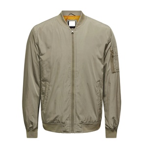 2024 Otoño Invierno chaqueta de bombardero para hombre tamaño grande Streetwear estilo logotipo personalizado poliéster guata abrigo sin cuello - Product Image 4