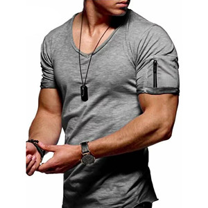 Camiseta Casual de Manga Corta para Hombre, Estilo Moderno para Gimnasio, Color Verde Oliva, Estampado Paisley, Cuello en V, Corte Ajustado, con Bolsillos con Cremallera en la Manga Izquierda - Product Image 5