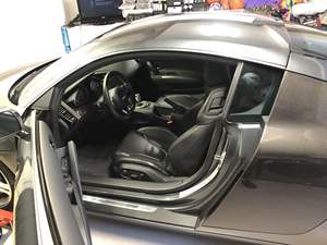 USADO LHD/RHD 2008 A U D I R8 COUPE - Product Image 3