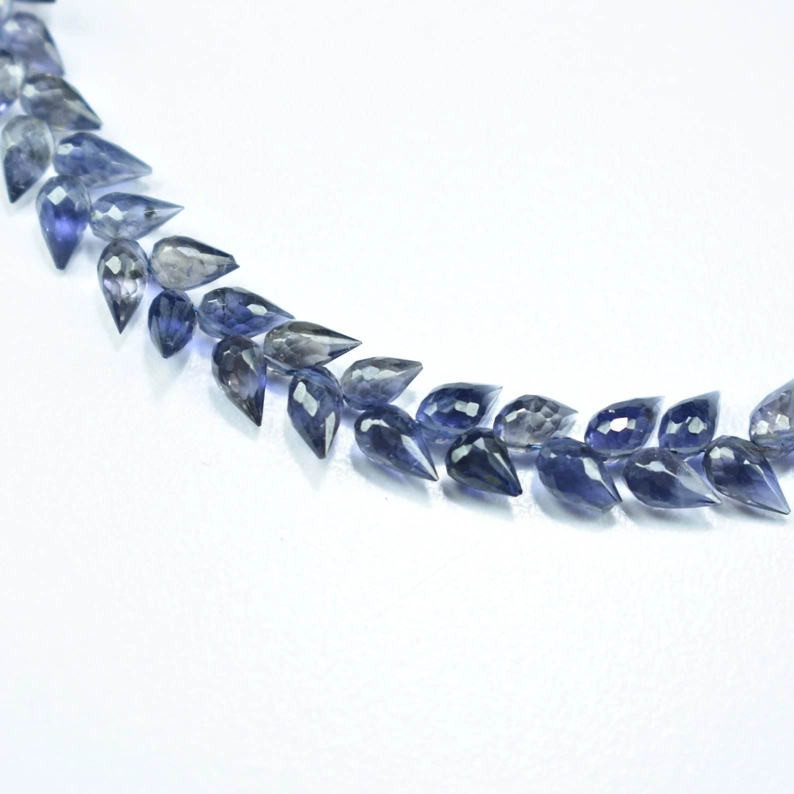 เช่นเดียวกับภาพ