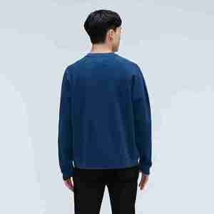Sweat-shirt personnalisé avec logo pour homme, col rond, 100% coton molletonné, imprimé en sérigraphie, écologique, pour l'automne - Product Image 2