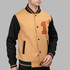Chaqueta Universitaria Personalizada en Color Bronceado y Negro para Hombre, Cuerpo de Mezcla de Lana con Mangas Negras, Chaqueta Universitaria con Botones a Presión, Ropa Exterior Informal - Product Image 1