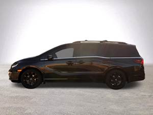 Honda Odyssey Sport-L d'occasion propre 2023 - Product Image 2