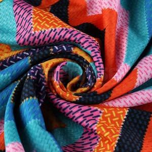 Fabricant professionnel de shorts de basket-ball pour hommes respirants sur mesure, grande taille, de haute qualité, légers et écologiques - Product Image 6