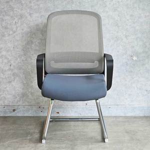 Chaise de bureau ergonomique HOM1089-02 avec dossier en maille réglable en hauteur, base à genouillères, en mousse et tissu, pour chambre à coucher - Product Image 3