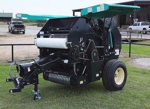 Nouvelle presse à balles ronde Fendt pour ferme, mini-presse à balles de foin et de paille avec moteur, boîte de vitesses et haute productivité pour utilisation avec un tracteur - Product Image 5