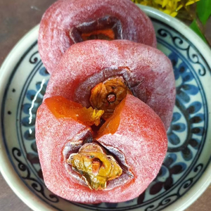 Meilleur prix kaki séché Vietnam naturel fruits séchés au soleil pour la vente au détail et l'exportation Meilleur prix kaki séché approvisionnement authentique - Product Image 1