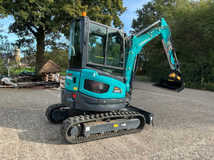 Mini-excavatrice compacte sur chenilles SUNWARD SWE25UF avec godet pour travaux agricoles, de construction et d'aménagement paysager - Product Image 5
