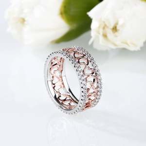 แหวนผู้หญิงเงินแท้รูปหัวใจสองสี Jeulia ชุบทอง 18K ประดับเพชรโมอิสซาไนต์ - Product Image 4