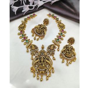 Ensemble de bijoux de temple plaqué or de qualité supérieure avec collier Lakshmi serti de perles, pour mariage et occasions spéciales, pour femmes - Product Image 1