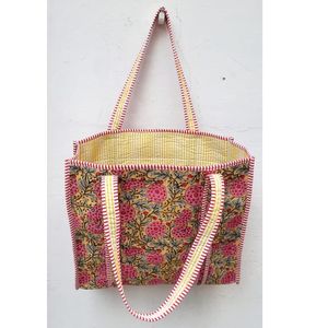 Sac fourre-tout en coton organique de qualité supérieure matelassé fermeture éclair imprimé à la main grande taille à la mode élégant Shopper sac de voyage pour l'été printemps - Product Image 1