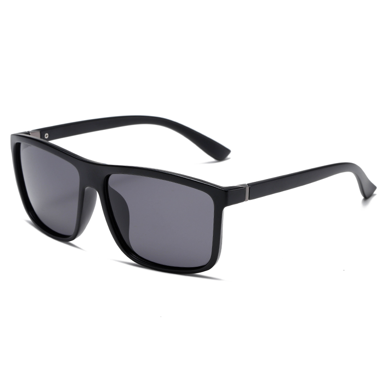 C10 : Noir Sable/Fumée