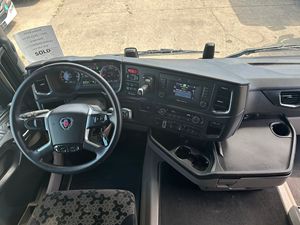 Unidad tractora/remolque estándar Scania R450 V8 usada del 2021, Euro 6, diésel, transmisión automática - Product Image 6