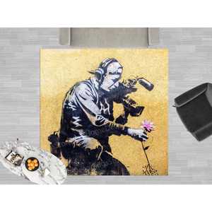 Tapis en laine imprimé - Design graffiti de caméraman Banksy, texture chenille, dos en latex écologique, patchwork traditionnel - Product Image 3