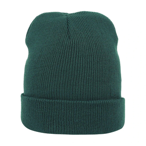 Vente en gros de bonnets personnalisables de qualité constante, bonnets d'hiver streetwear à dégradé tricoté unisexe, fabriqués en PK - Product Image 2