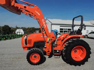 Tracteur agricole compact d'occasion de haute qualité Alaska pour B6000, moteur diesel 20 CV, 4x4/2x4 - Product Image 3