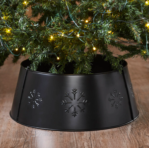 Collar de árbol de Navidad de Metal de forma redonda de latón AK en diseño único con acabado rojo para decoración del hogar/acento de decoración navideña - Product Image 2