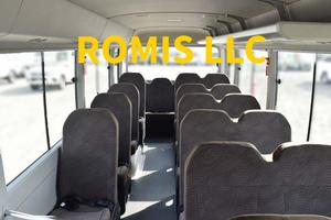 Toyota Coaster Usato 2022 - Autobus Passeggeri con Cambio Automatico, Guida a Sinistra, Veicolo Navetta per Trasporto - Product Image 3