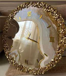 Reloj de pared de resina epoxi vertido a mano con diseño de remolino Reloj decorativo moderno - Product Image 1