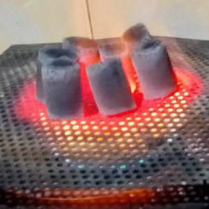 ถ่านกะลามะพร้าวพรีเมียมสำหรับชิชา ยี่ห้อ Merades แบบแท่ง  ถ่านบriket  น้อยเถ้า สำหรับร้านฮุคกะห์ในสหรัฐอเมริกา  โซ่ร้านค้าปลีก และผู้ซื้อแบรนด์ส่วนตัว - Product Image 1