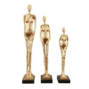 Objeto Decorativo de Mesa de Metal Plateado Artístico, Centro de Mesa Moderno de Diseño, Figura Decorativa de Mesa Única Hecha a Mano - Product Image 3