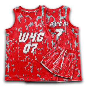Ensemble de maillots de basket-ball réversibles personnalisables pour hommes Uniforme d'entraînement respirant col en V imprimé personnalisé devant 100% polyester - Product Image 6