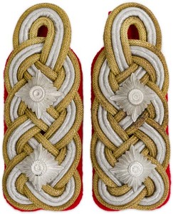 Charreteras Uniforme profesional Charreteras Raya dorada Insignias de hombro OEM en charreteras para uniforme de tripulación - Product Image 5