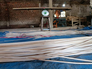 Canne en rotin à prix compétitif Matériau fabriqué au Vietnam pour la fabrication de meubles de décoration intérieure - Product Image 5