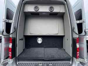 Mercedes-Benz Luxe VAN BUS CAR légèrement usagé - Product Image 4