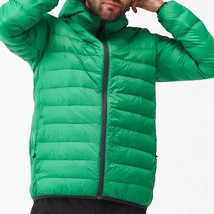 Chaqueta de invierno personalizada de alta calidad para hombre, chaqueta de hombre cálida impermeable para deportes al aire libre personalizada para exteriores - Product Image 6
