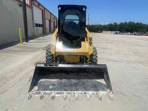 2018 Caterpillar 242D Minicargador - Product Image 2