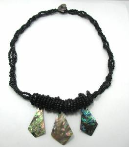 Collar de Cuerno Hecho a Mano, Joyería de Cuerno de Vaca Genuino para un Estilo Moderno y Uso Casual al Mejor Precio - Product Image 1