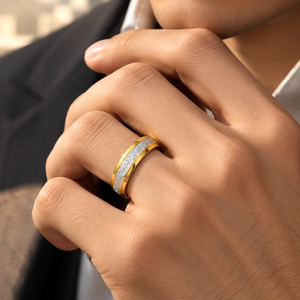 Bague minimaliste rainurée en acier titane sablé inaltérable JLM Wholesale pour couples – Tendance et mode - Product Image 3