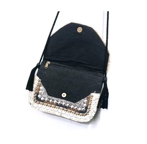 Sacs en toile de jute modernes de forme rectangulaire, parfaits pour les femmes, sacs confortables à usage quotidien avec un design imprimé élégant en Inde - Product Image 3