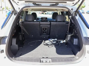 Auto Usado en Buen Estado 2024, Out Lander PHEV SE Sedán en Venta, Tracción en las Cuatro Ruedas, Transmisión Automática, Asientos de Cuero, Techo Corredizo - Product Image 6