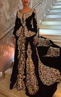 Ensemble de veste et lehenga en velours satiné luxueux, avec dentelle brodée de perles algeriennes et turques, motif vintage, élégant pour mariages et fêtes nuptiales