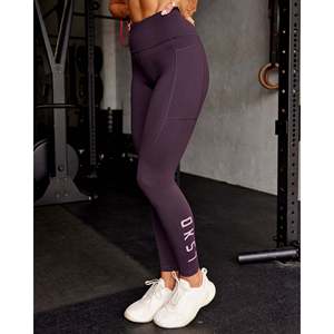Leggings Deportivos de Cintura Alta con Bolsillos - Talle Ultra Alto, Largos, Transpirables, Tallas XXS a M - Color Ciruela Medianoche - Color Malvavisco - Product Image 1