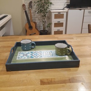 Bandeja otomana de madera de nogal moderna con asas Bandeja de servicio para decoración de sala de estar Idea de regalo para el hogar - Product Image 3