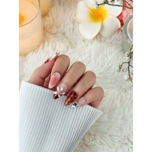 Tropic Mix Press-On Nail Art : Design d'ongles amusant et tendance - Product Image 4