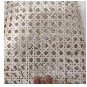 Feuille de canne en rotin fabriquée à la main du Vietnam, parfaite pour le rembourrage de meubles et les accents muraux décoratifs - Product Image 3