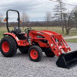 Tracteur miniature Kioti DK40SE HST 4WD 45HP pas cher avec moteur à haute productivité, composants principaux (pompe, boîte de vitesses), garantie de 3 ans - Product Image 1