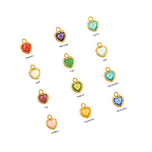 Forme de coeur à facettes arc-en-ciel pierre de lune pierre de naissance breloque 8mm or lunette ensemble pendentif fait à la main petit coeur breloques pour la fabrication de bijoux - Product Image 4