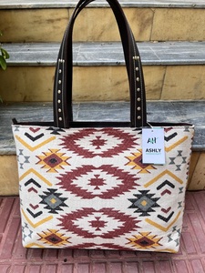 Bolso de hombro de cuero con estilo para mujer, bolso de mano tallado de piel de vaca desgastado, dos asas colgantes, uso diario - Product Image 6